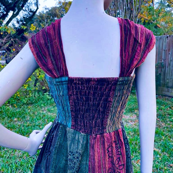 Beautiful patchwork hippie dress/ overall skirts - Picture 4 of 6